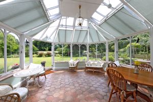 Photo 19- click for photo gallery